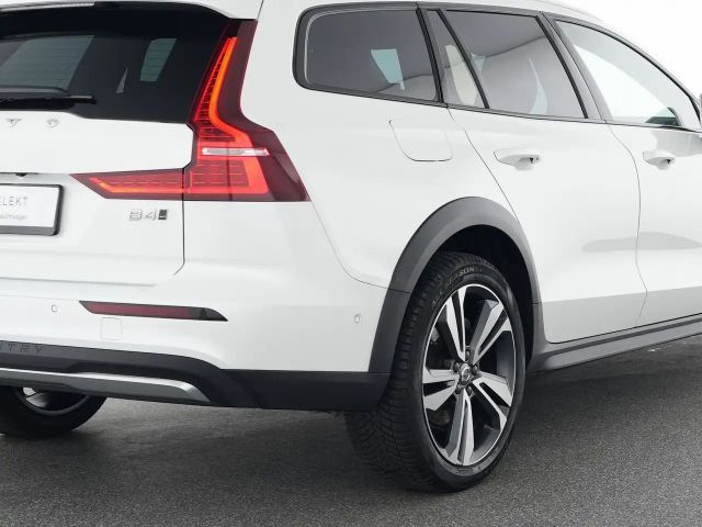 Volvo V60 Cross Country AWD Ultimate