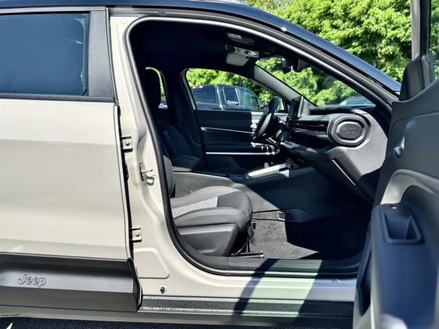 Jeep Avenger 1.2 e-Hybrid 4xe Upland AUT