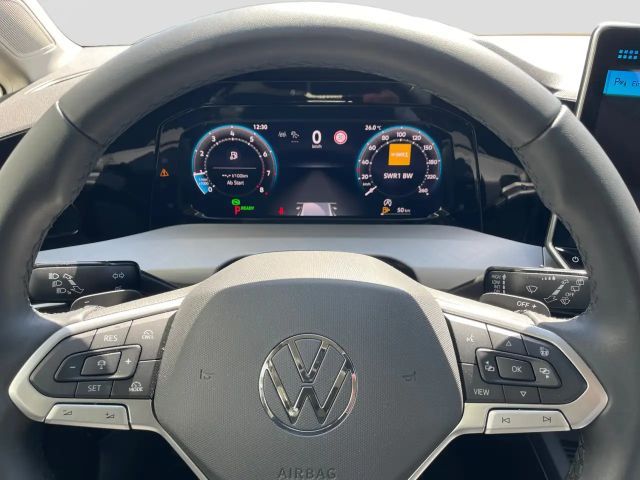 Volkswagen Golf 1.5 eTSI DSG Golf VIII Life