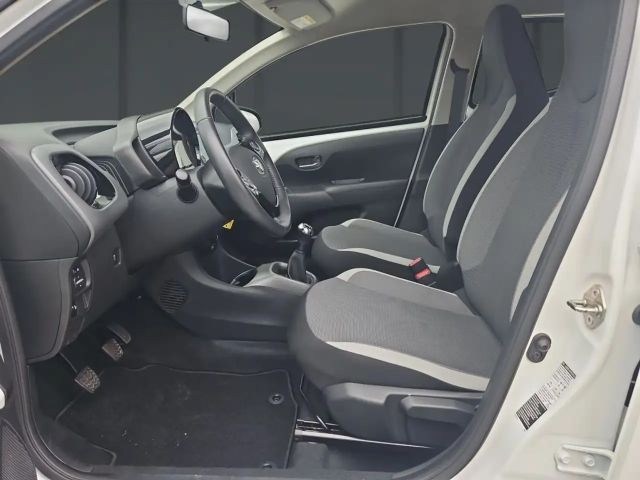 Toyota Aygo X Hatchback Play X-play