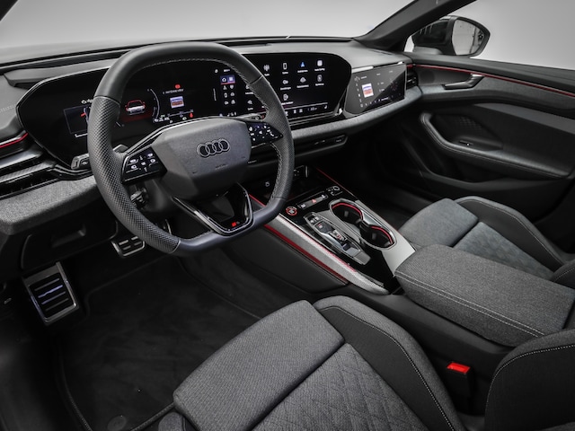 Audi A6 Avant Quattro S-Tronic