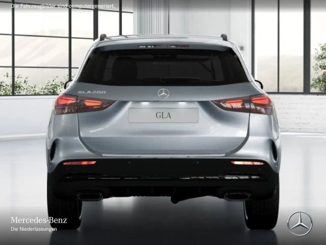 Mercedes-Benz GLA 200 AMG Line