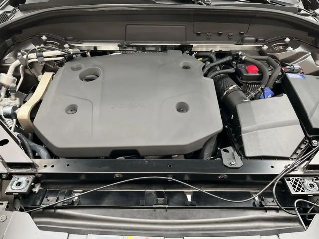 Volvo XC60 AWD Dark Plus