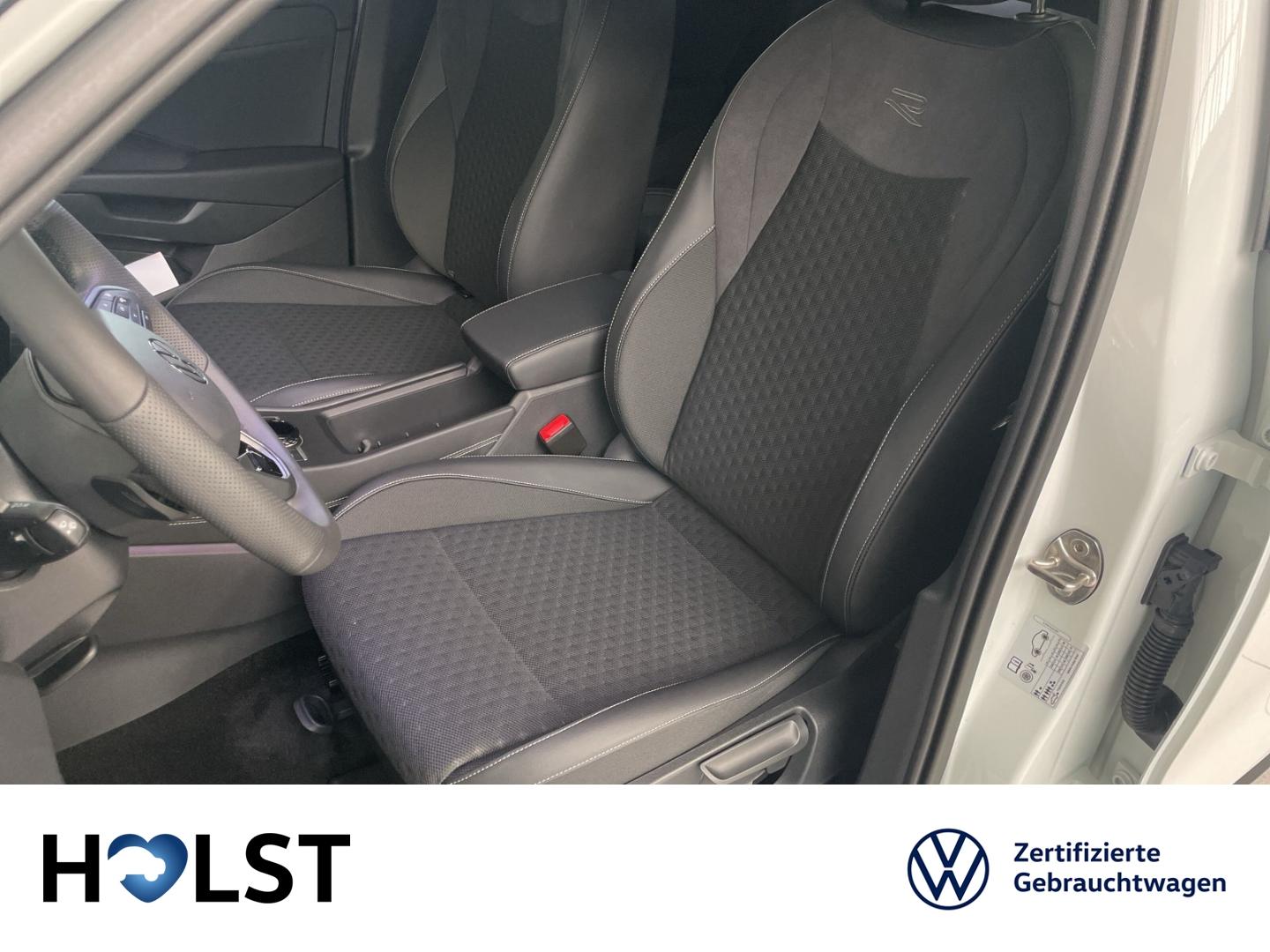 Volkswagen T-Roc 1.5 eTSI DSG IQ.Drive R-Line