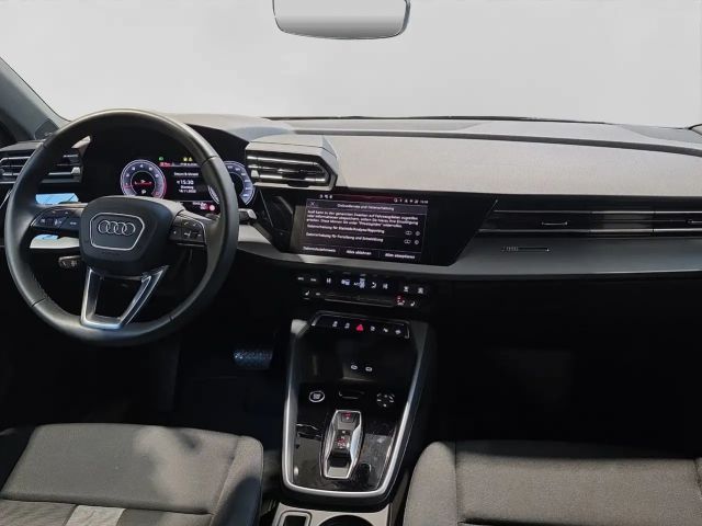 Audi A3 30 TFSI Sedan