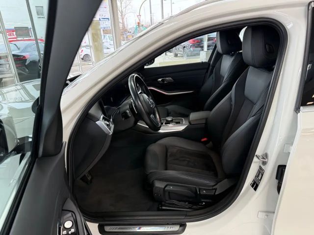 BMW 320 320d M-Sport Touring