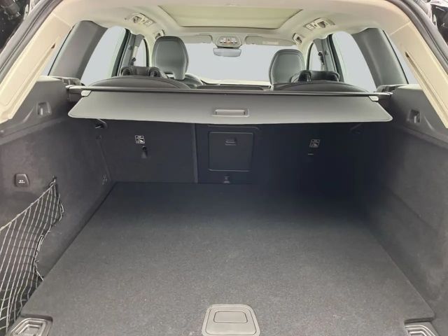 Volvo XC60 Dark Plus