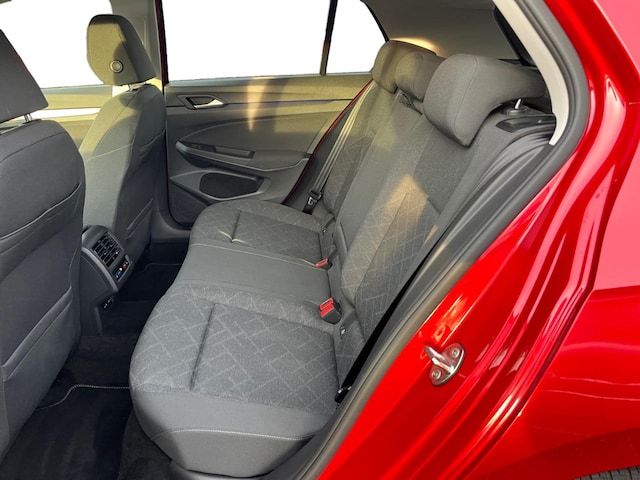 Volkswagen Golf 1.5 eTSI DSG Golf VIII Life