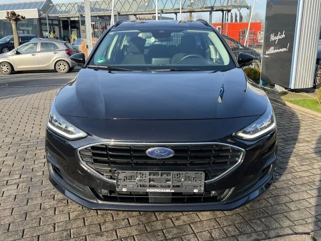 Ford Focus Cool & Connect EcoBoost Wagon