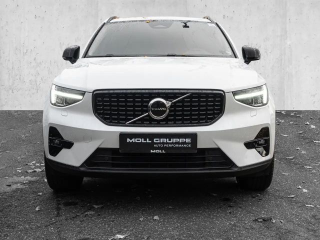 Volvo XC40 Dark Plus