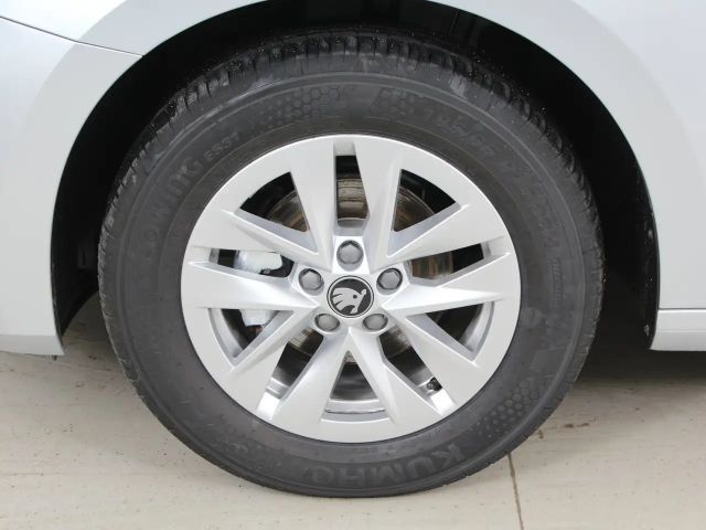 Skoda Fabia Essence TSI