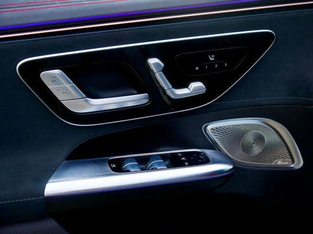 Mercedes-Benz EQE 350 AMG Line Sedan