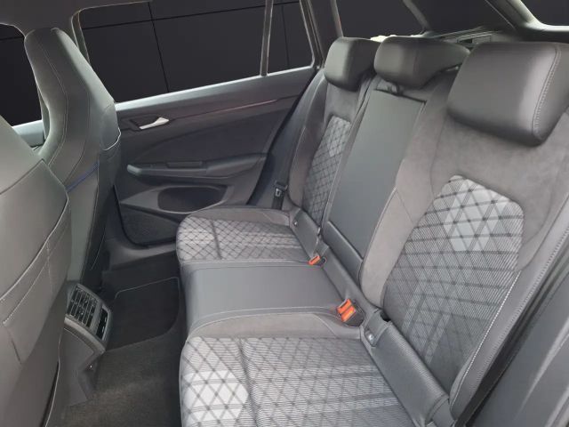 Volkswagen Golf DSG Golf VIII R-Line Variant