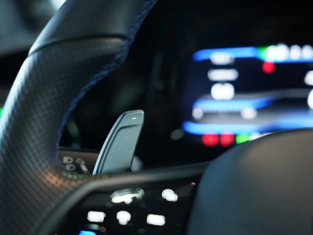 Volkswagen Golf R 4M *JP Performance *AKRA *Pano *KW *19