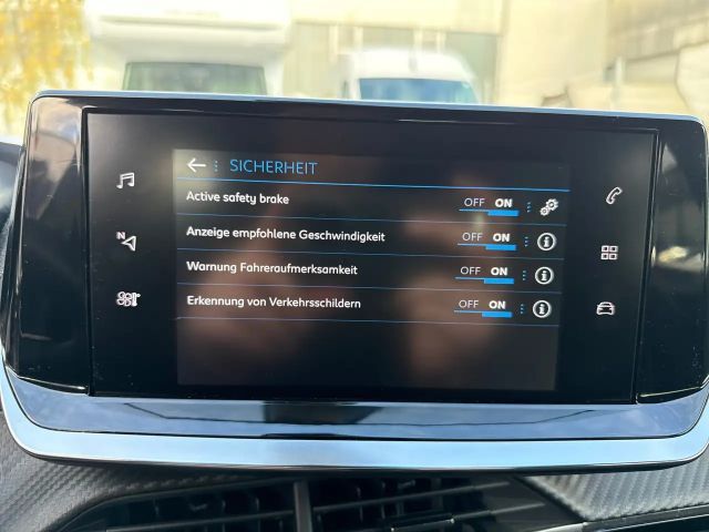 Peugeot 2008 Allure Pack PureTech