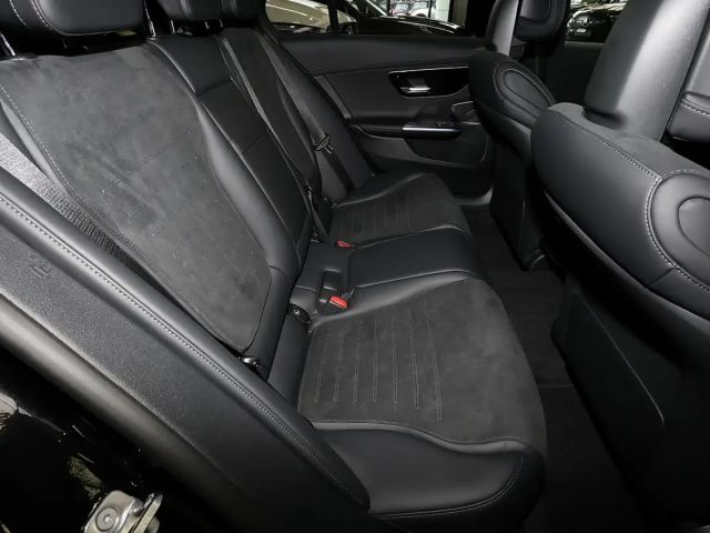 Mercedes-Benz C 300 AMG Line C 300 d Sedan