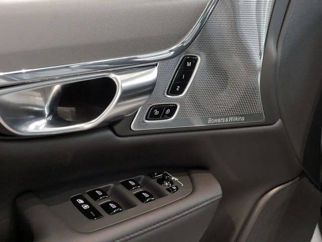 Volvo S90 AWD Dark T8 Ultimate