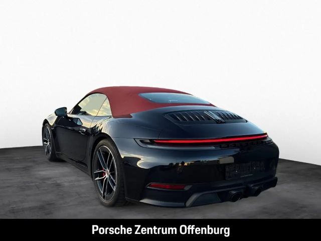 Porsche 992 Cabrio Carrera GTS