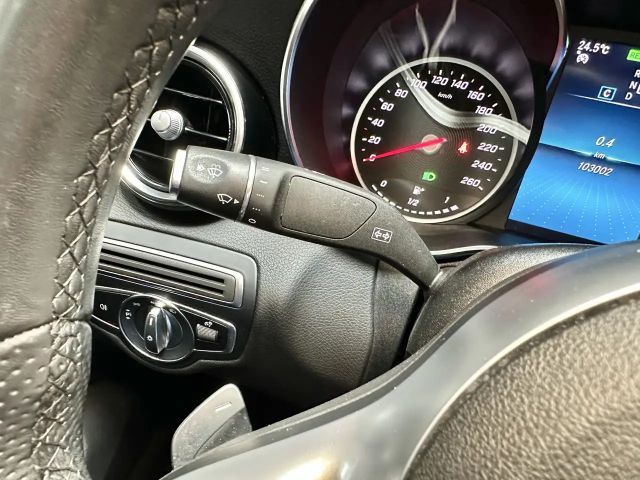 Mercedes-Benz C 200 AMG Line Cabriolet