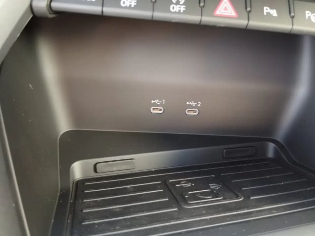 Audi A3 30 TFSI Sedan