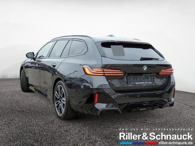 BMW 520 520d M-Sport Touring