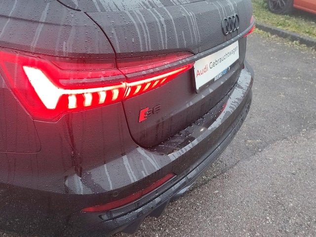 Audi S6 Avant Quattro