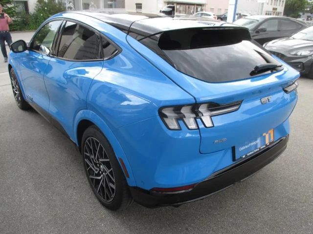 Ford Mustang Mach-E AWD GT