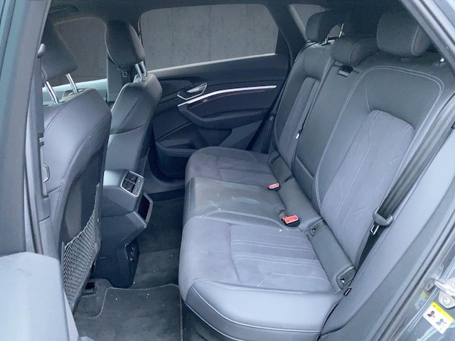 Audi Q8 e-tron 50 Quattro S-Line