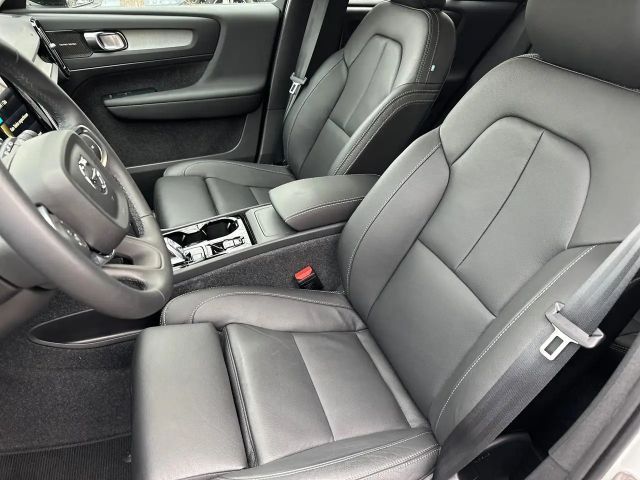 Volvo XC40 Dark Plus