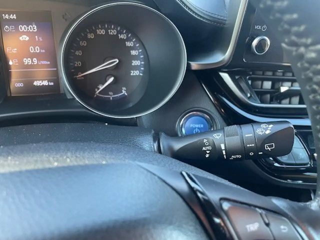 Toyota C-HR Hybride Team D