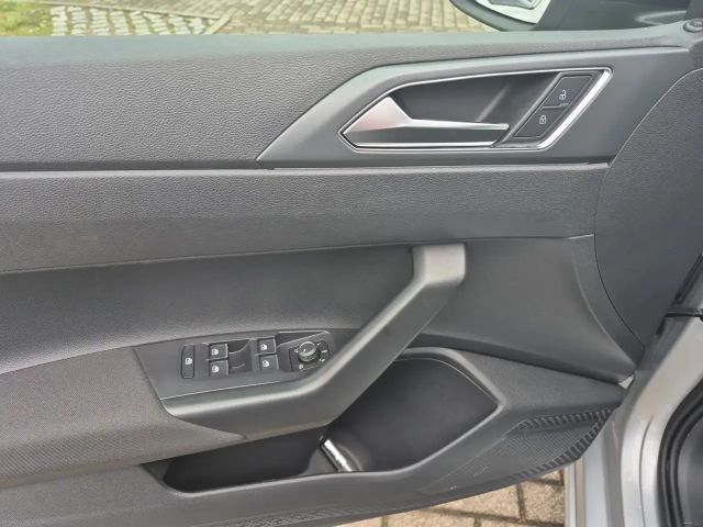 Volkswagen Taigo DSG R-Line Style