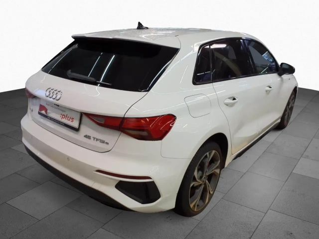 Audi A3 45 TFSI Hybride S-Line Sedan
