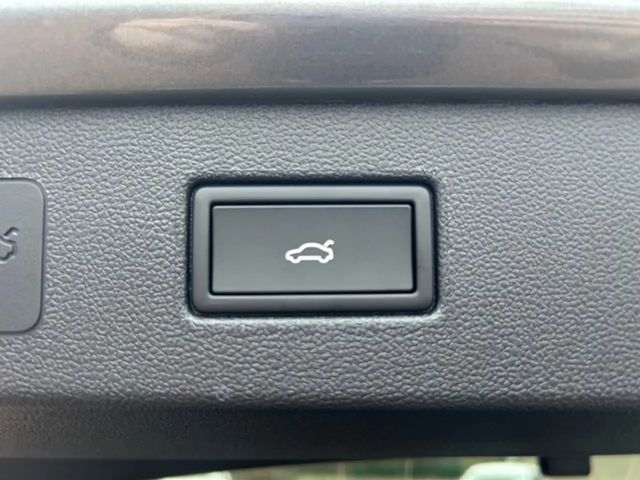 Volkswagen T-Roc 1.5 eTSI DSG IQ.Drive Style