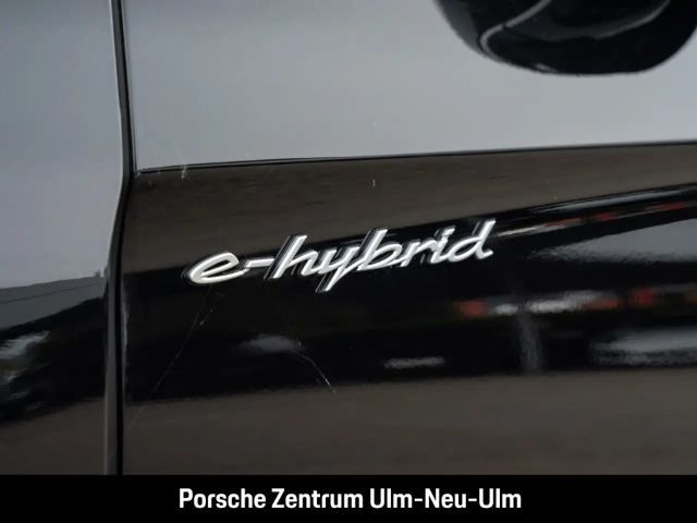 Porsche Panamera 4 E-Hybrid