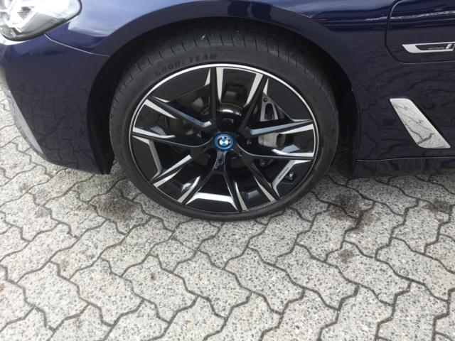 BMW 545 545e Sedan xDrive