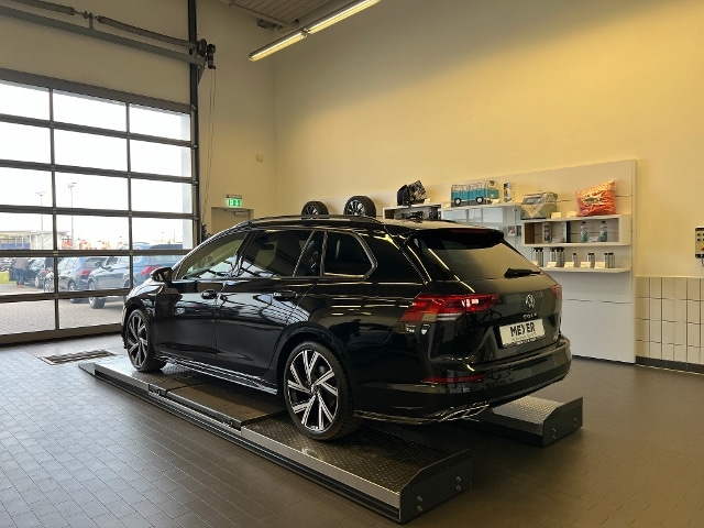 Volkswagen Golf 1.5 eTSI DSG Golf VIII Variant