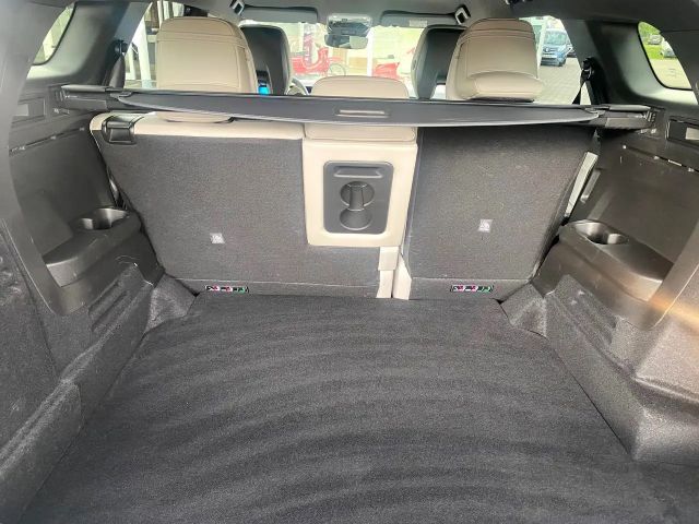 Renault Espace E-Tech Hybrid Iconic