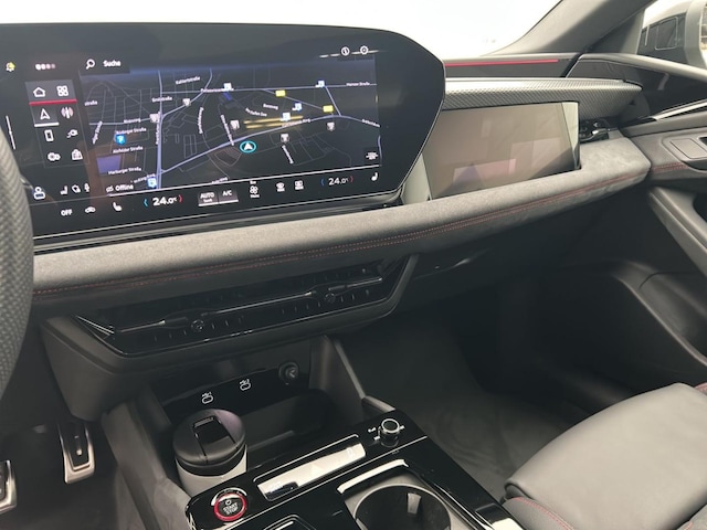 Audi A6 e-tron Avant Quattro