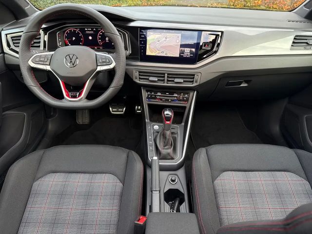 Volkswagen Polo 2.0 TSI DSG GTI