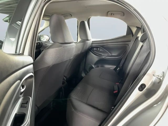 Toyota Yaris Hatchback Team D