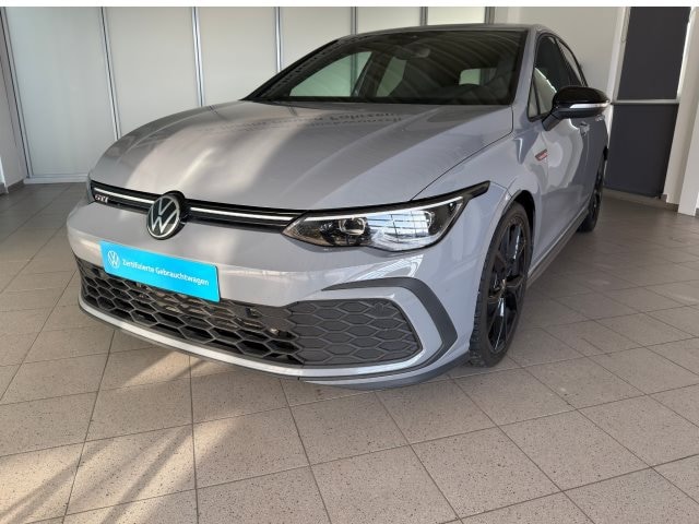 Volkswagen Golf 2.0 TSI Golf VIII