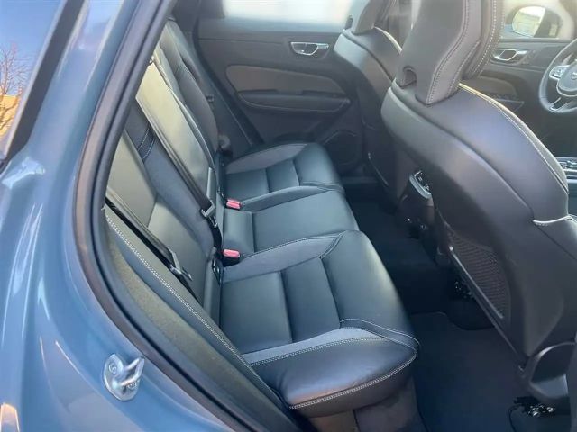 Volvo XC60 AWD R-Design