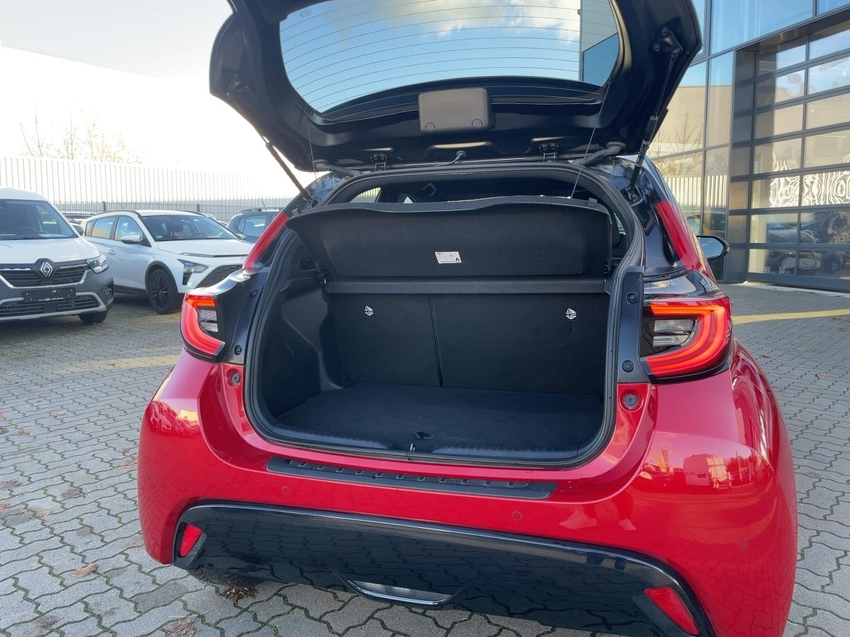 Toyota Yaris 5-deurs Plus Style