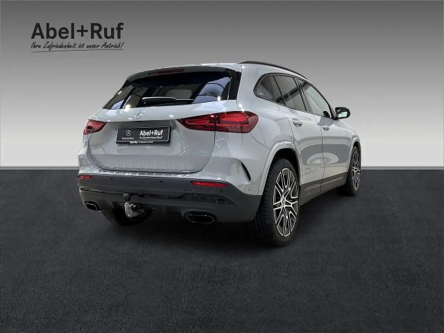Mercedes-Benz GLA 200 AMG Line