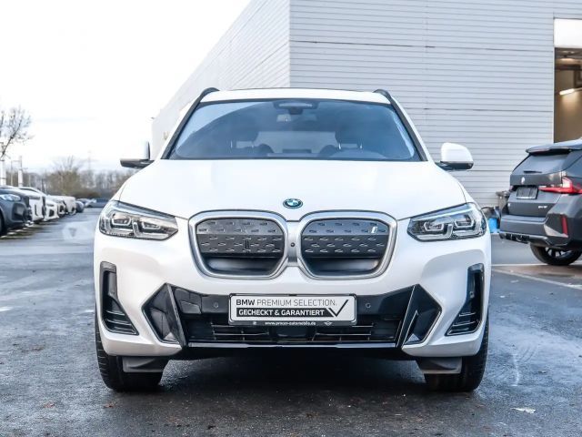 BMW iX3 iX3