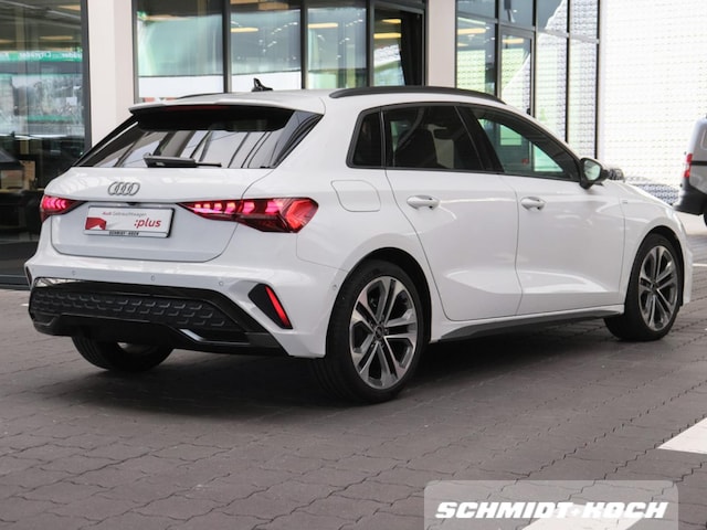 Audi A3 30 TFSI S-Line S-Tronic Sportback