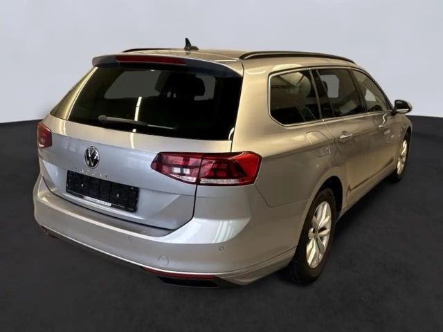 Volkswagen Passat 1.5 TSI Business DSG