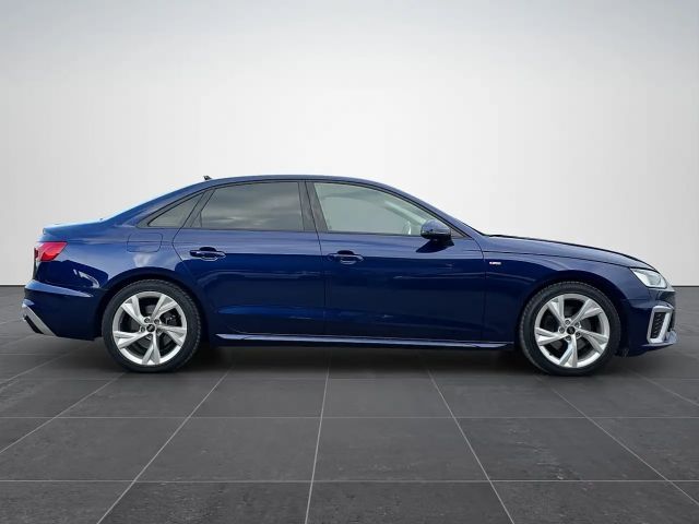 Audi A4 35 TDI S-Line Sedan