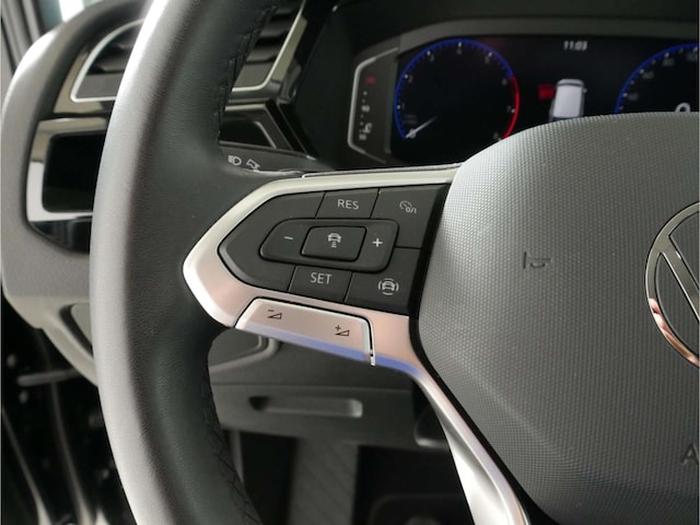 Volkswagen Touran 1.5 TSI Highline Style