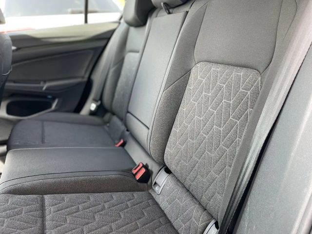 Volkswagen Golf Golf VIII IQ.Drive Move